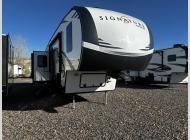 Used 2019 Forest River RV Rockwood Signature Ultra Lite 8288BS image