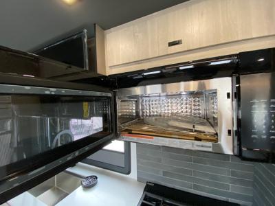 New 2025 Grand Design Lineage Series F 31ZW Motor Home Super