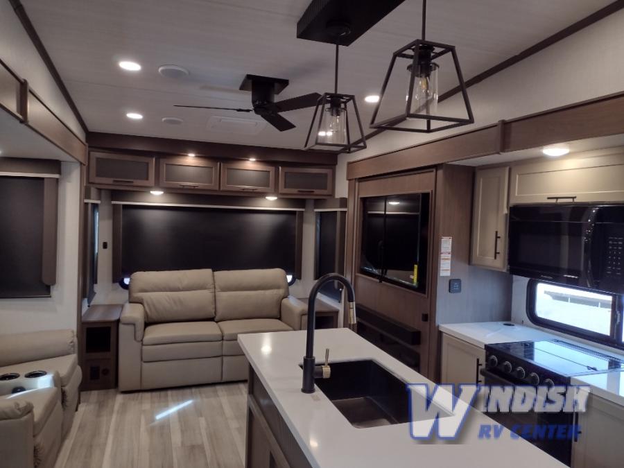 RV listing image