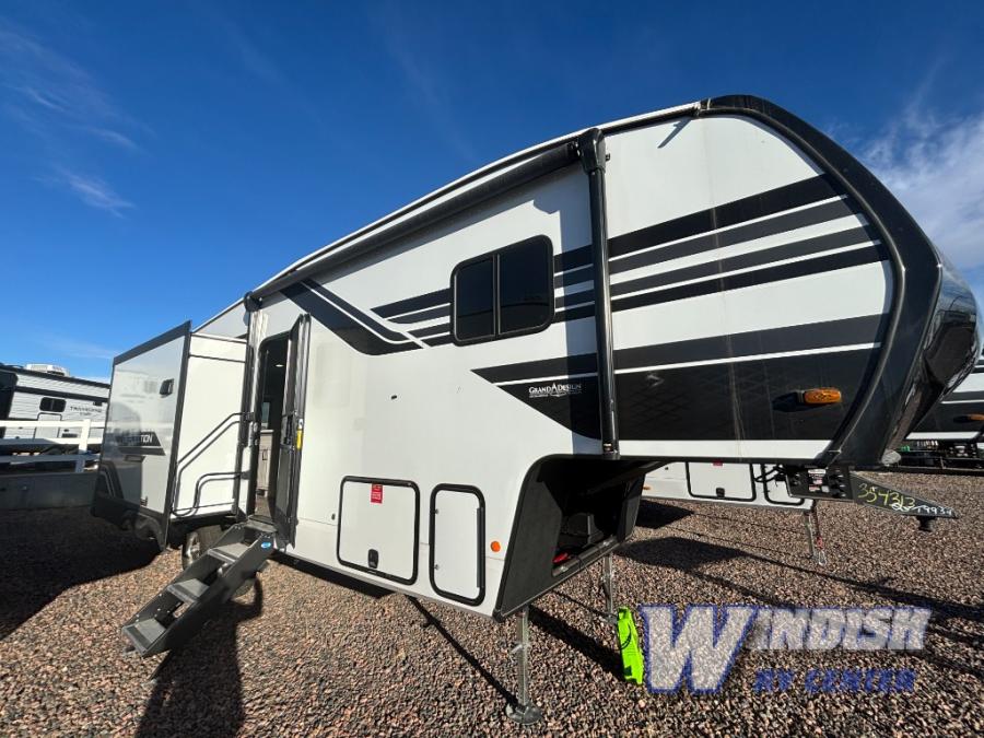 RV listing image