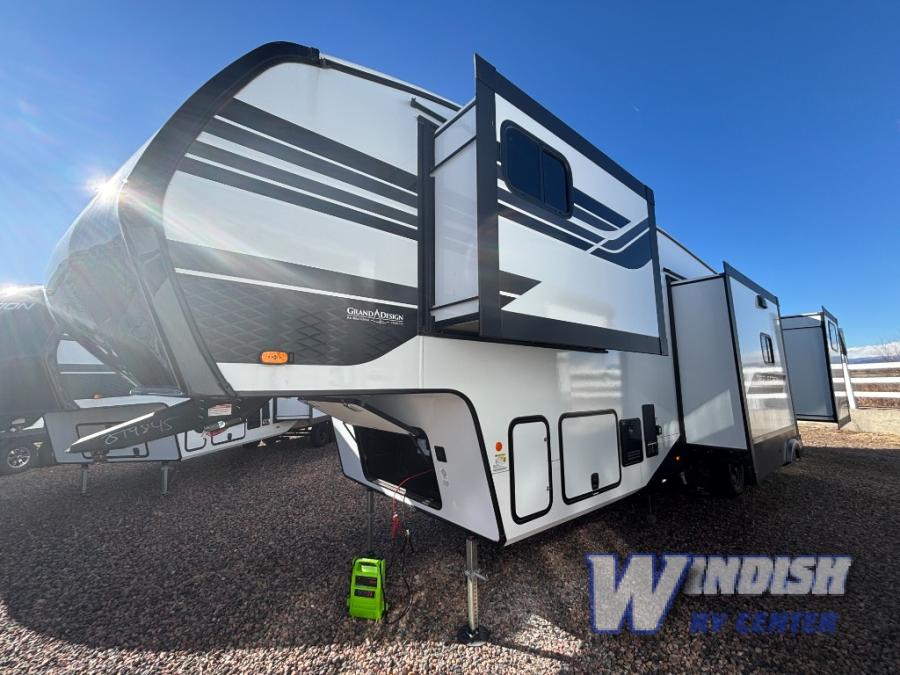 RV listing image