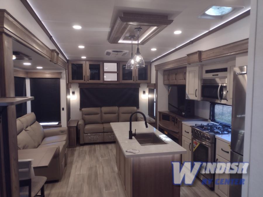 RV listing image