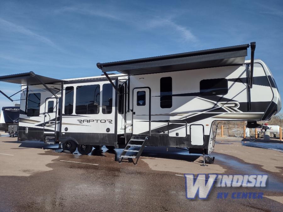 RV listing image