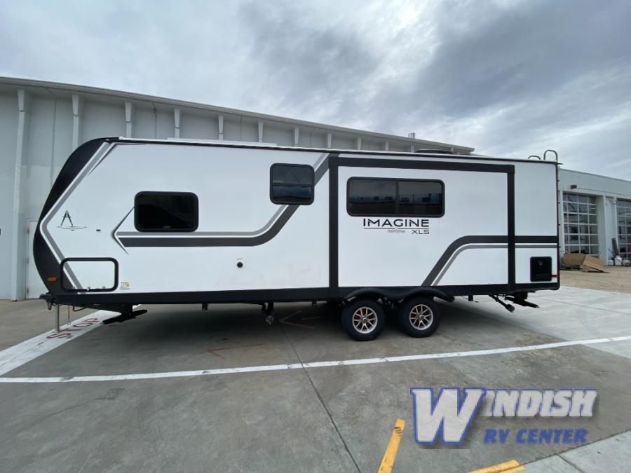 RV listing image