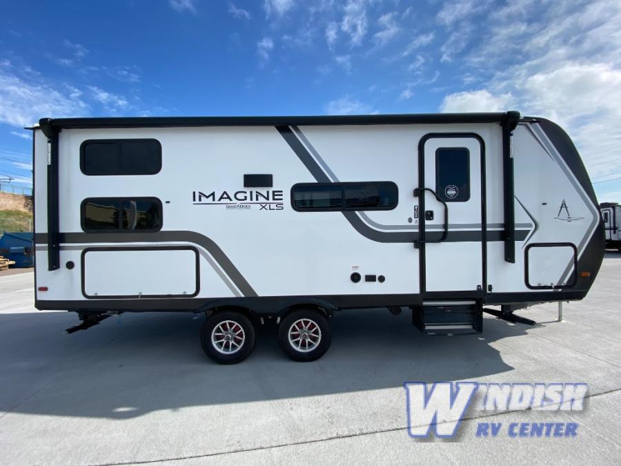 RV listing image
