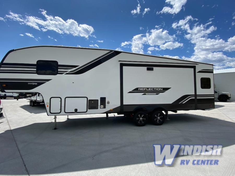 RV listing image