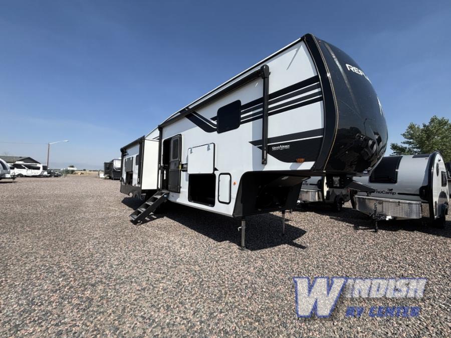 RV listing image