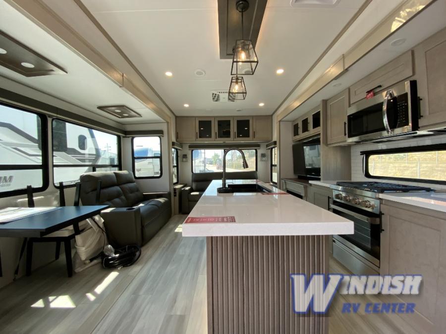 RV listing image