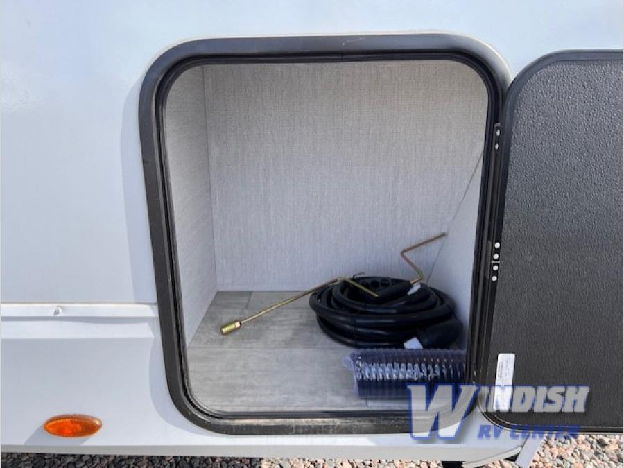 New 2024 Grand Design Momentum G-Class 27G Toy Hauler Travel