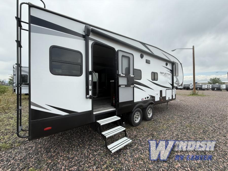 RV listing image