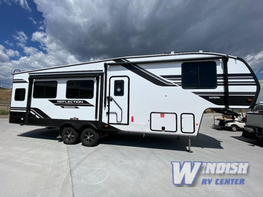 RV listing image