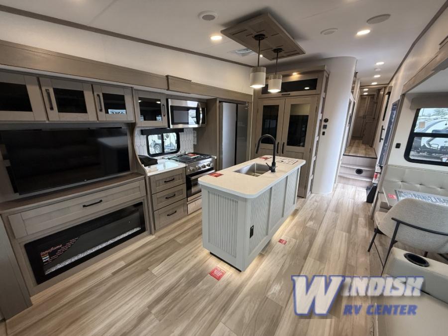 RV listing image