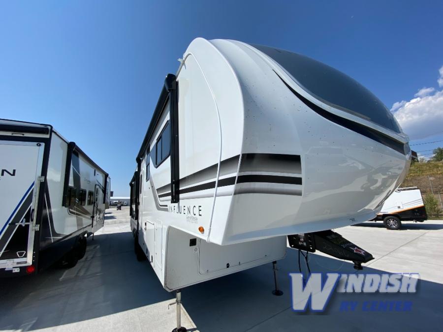 RV listing image