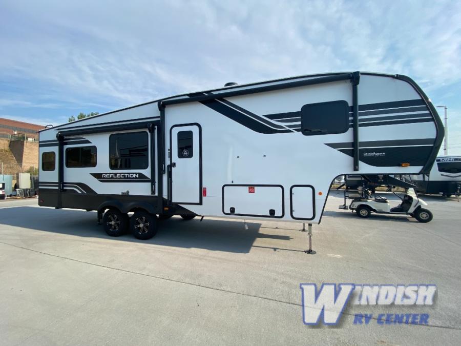 RV listing image