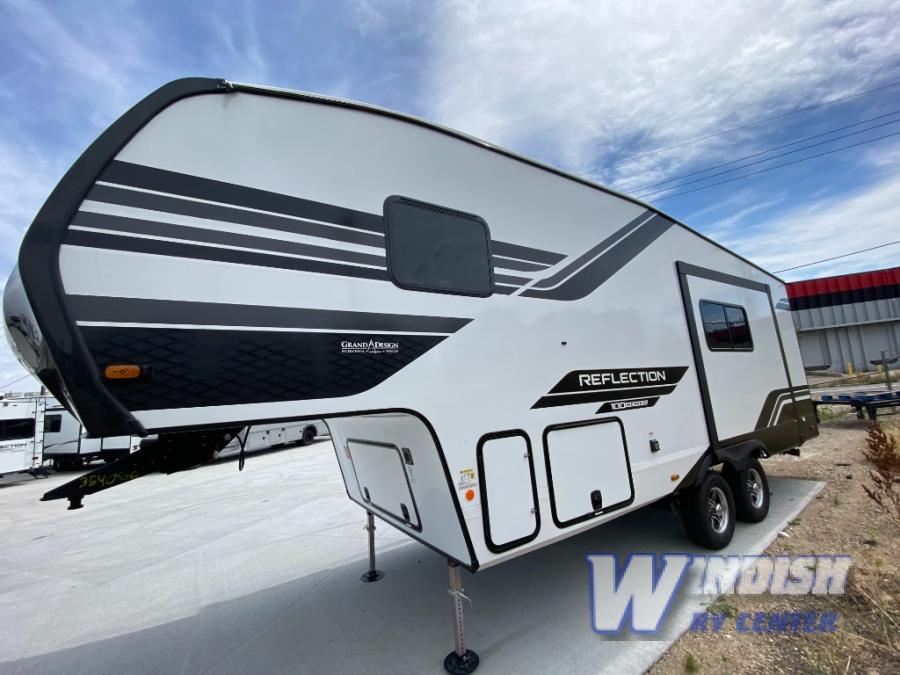 RV listing image