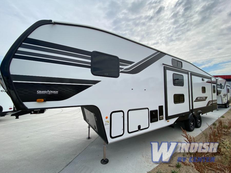 RV listing image