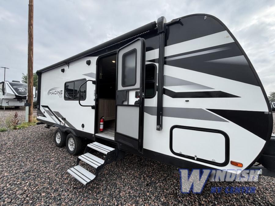 RV listing image