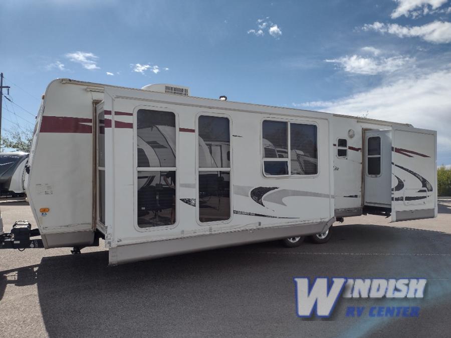 RV listing image
