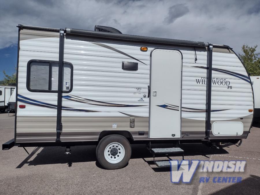 RV listing image
