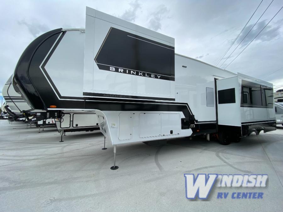 RV listing image