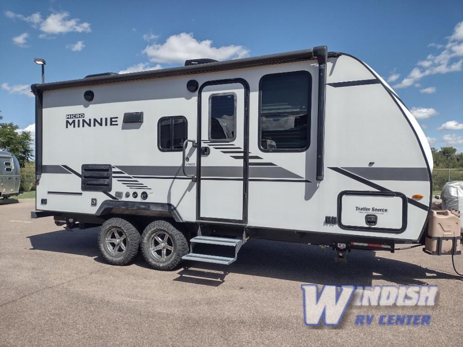 RV listing image