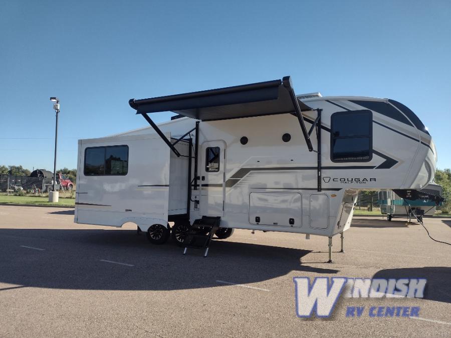 RV listing image