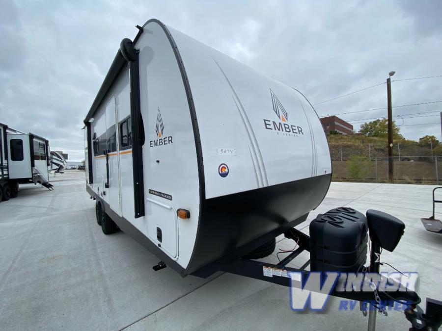 RV listing image