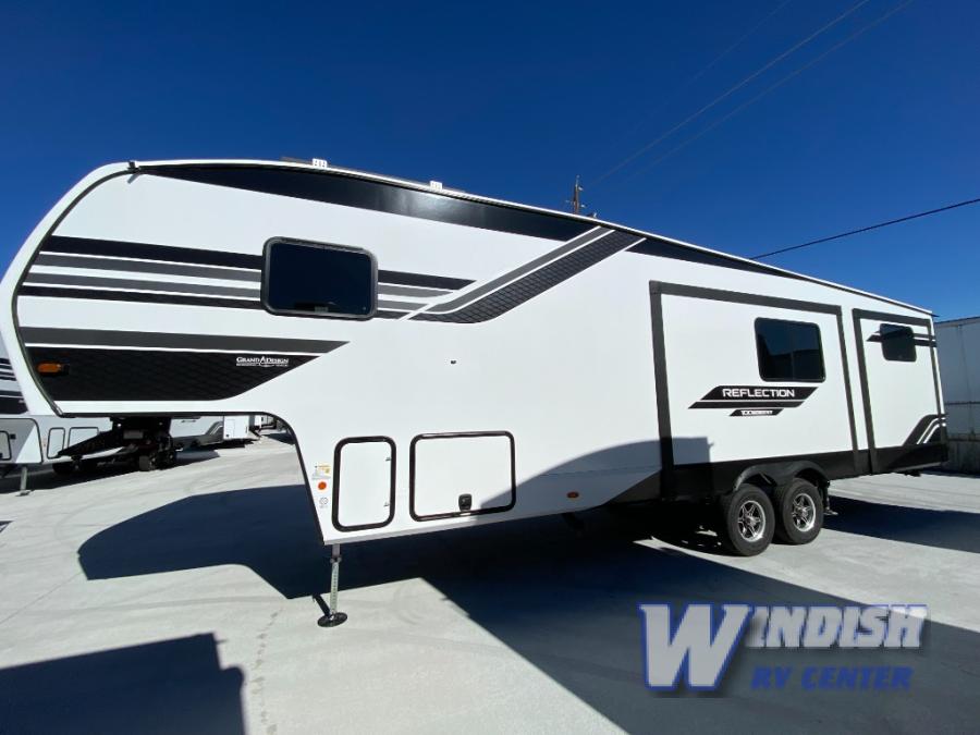 RV listing image
