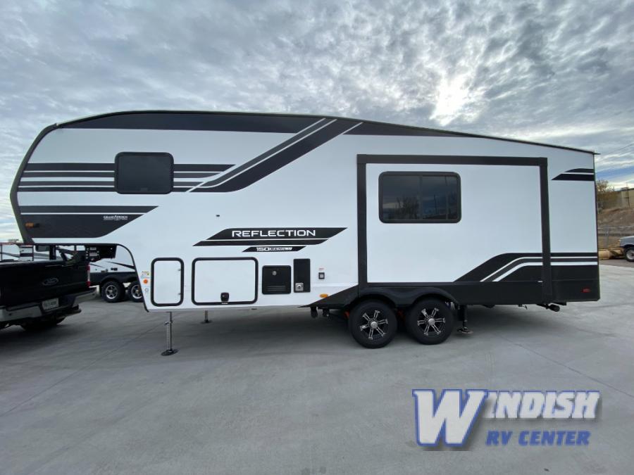 RV listing image