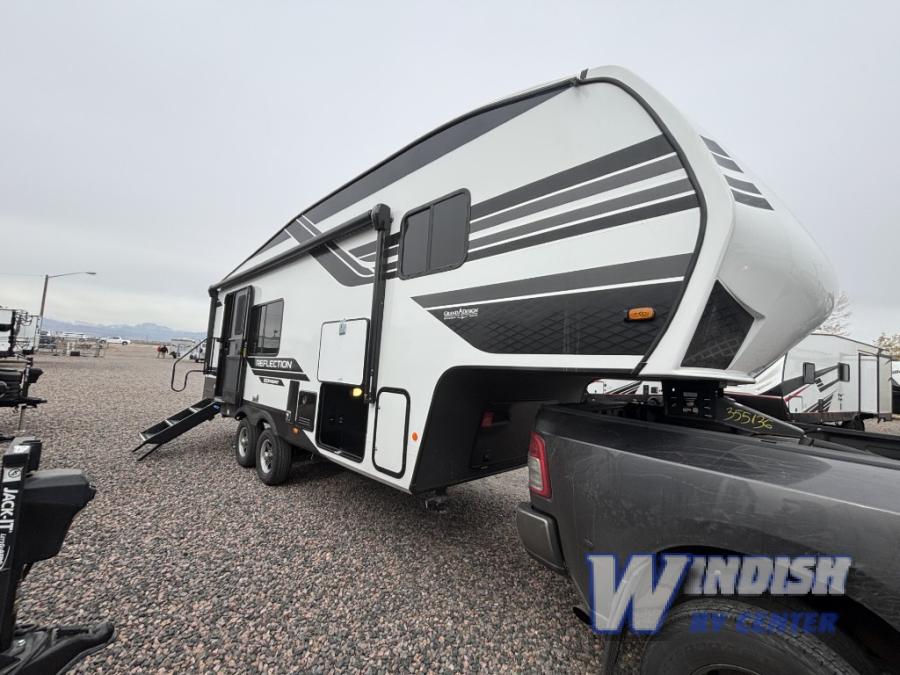 RV listing image