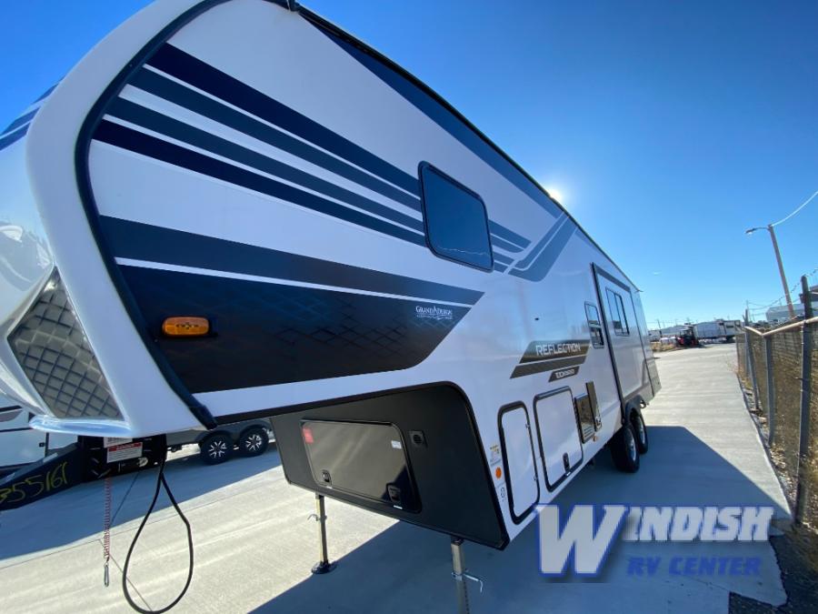 RV listing image