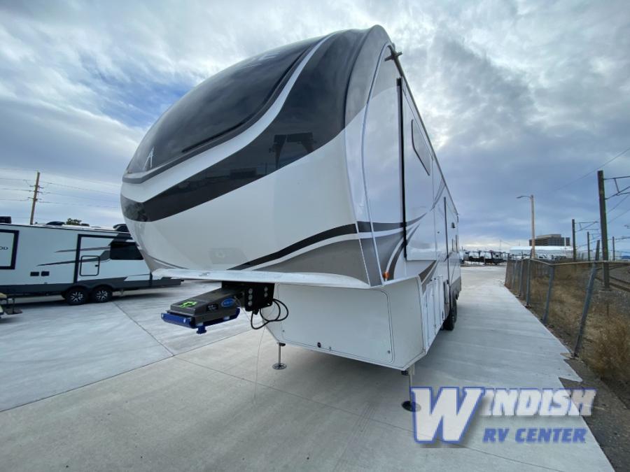 RV listing image