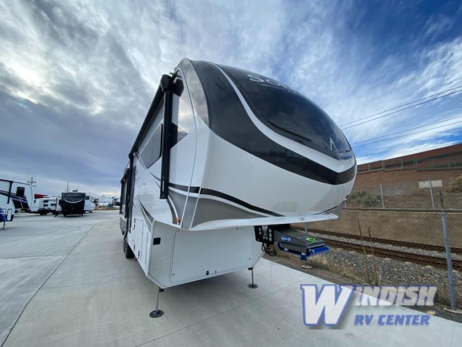 RV listing image