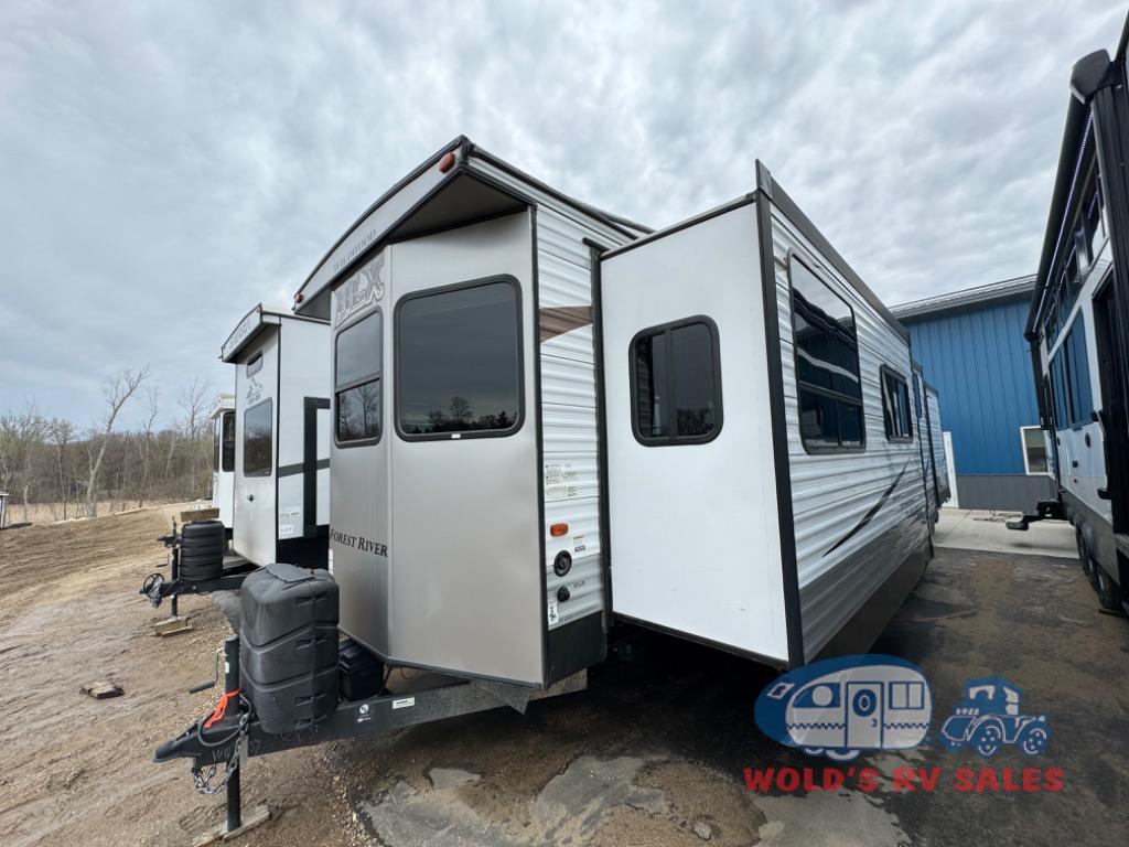 Used 2018 Forest River RV Wildwood DLX 395FKLTD Destination Trailer at ...