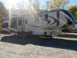 Used 2016 Grand Design Solitude 384 GK Photo