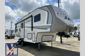 New 2024 Alliance RV Avenue 24RK Photo